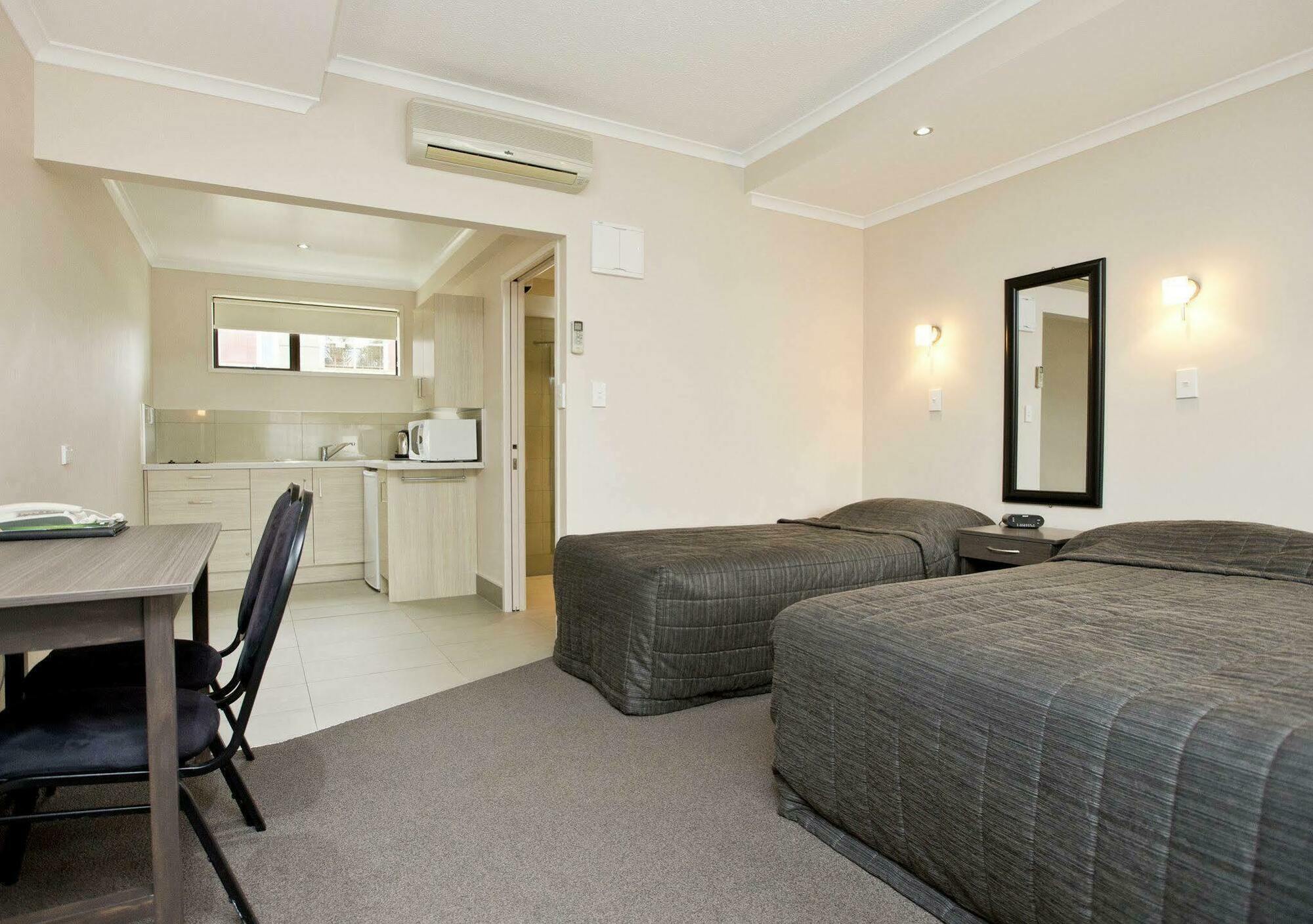 Kauri Court Motel Palmerston North Exteriér fotografie